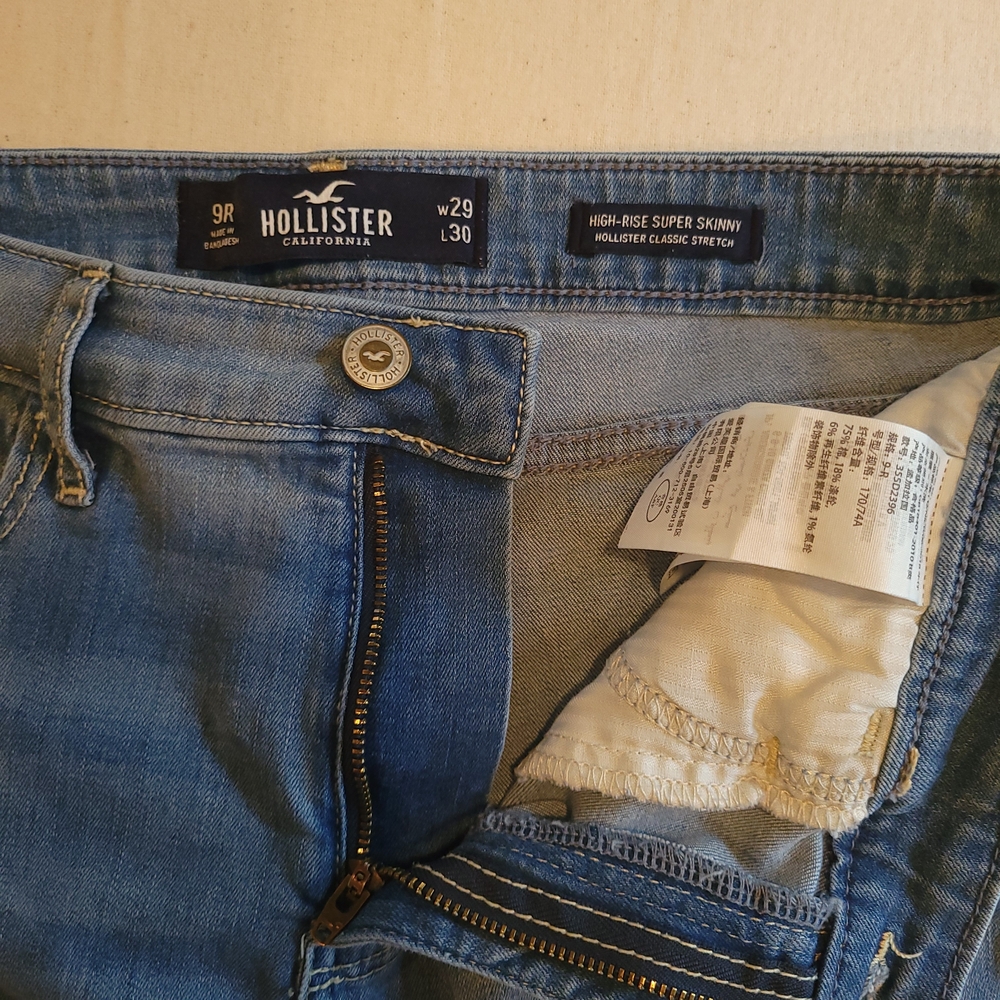 Hollister Medium Blue High-Rise Super Skinny Jeans